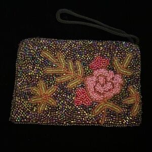Stunning Vintage beaded wristlet change/lipstick/keys purse